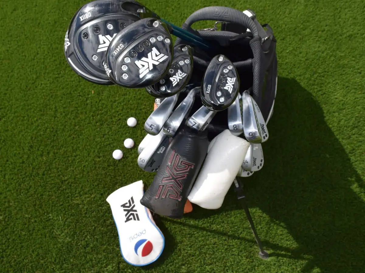 A locally listed PXG golf set
